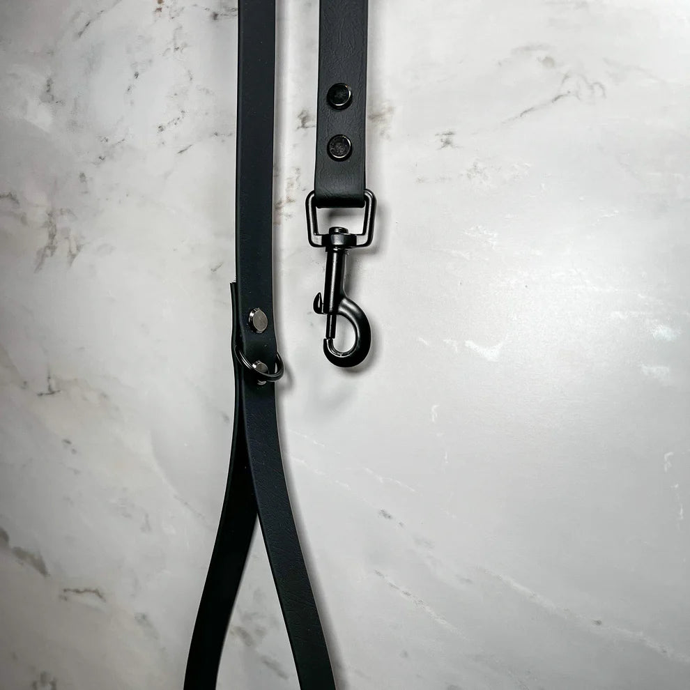 Waterproof Dog Collar + Dog Lead Bundle (Black) – by Furry Tails